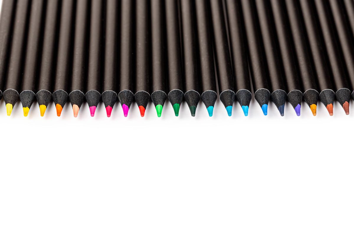 Farbenfrohe Kreationen - Entdecken Sie unser Buntstiftset für endlose künstlerische Abenteuer!