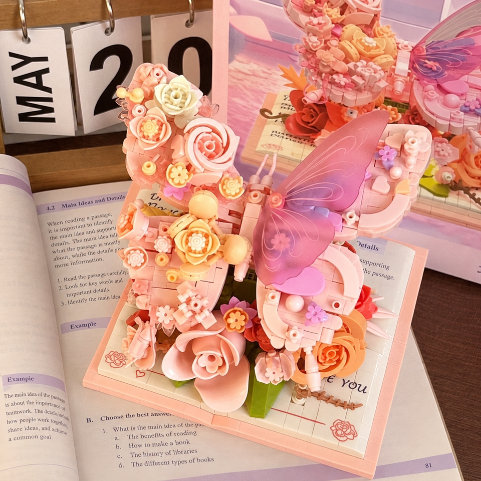 BloomBook – Romantisch & Kreativ – 3D-Blumenbuch mit Rosen und Schmetterlingen