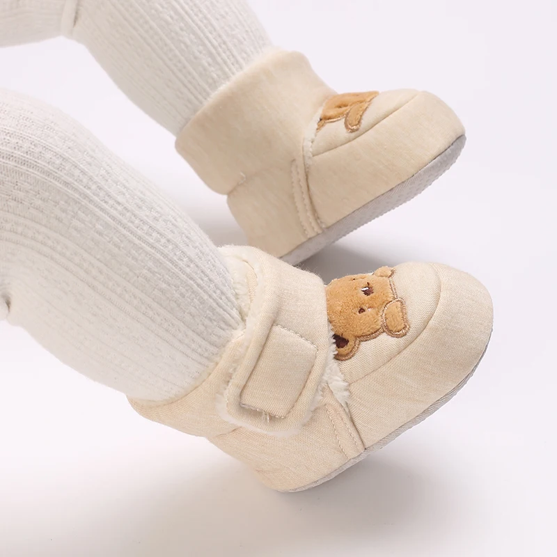 TinyBoots – Gemütlich & bequem – Plüsch-Babyschuhe für den Winter