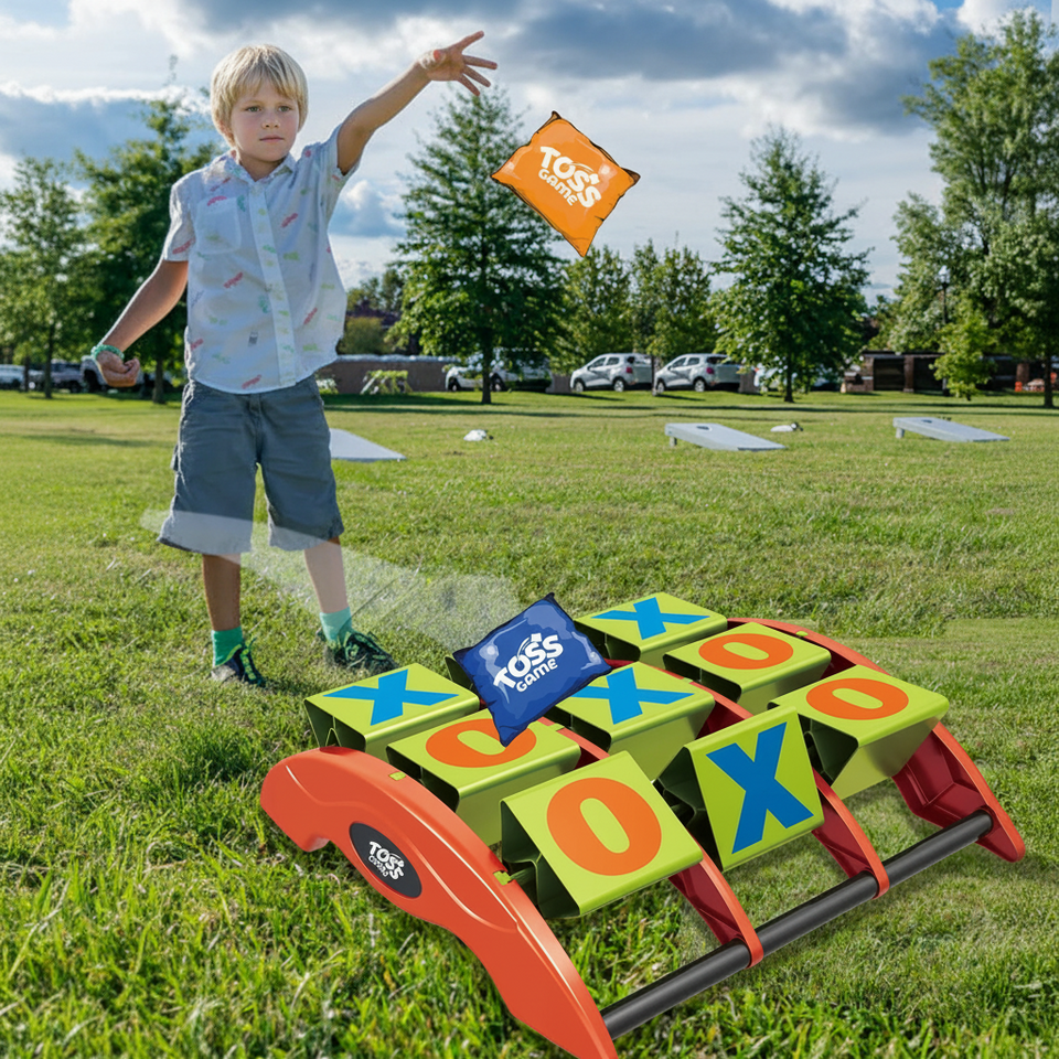 SkillShot – Sportlich & herausfordernd – Spiel „Tic-Tac-Toe“ mit Bohnensäckchen