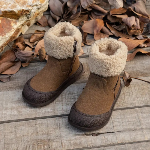 FrostyStep – Warm & Sicher – Winterstiefel für Kinder mit Fleece