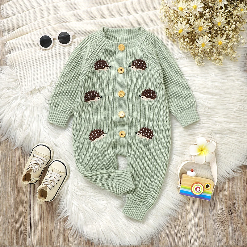 CozyHedge – Weich & warm – Gestrickter Baby-Strampler mit Igel-Motiv
