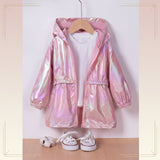LumiBreeze – Glänzend & Leicht – Kinder-Regenjacke mit Kapuze