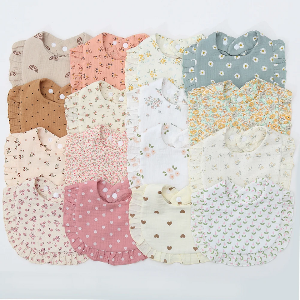 BabyBloom – Niedlich & bequem – Baby-Lätzchen mit Rüschenrand