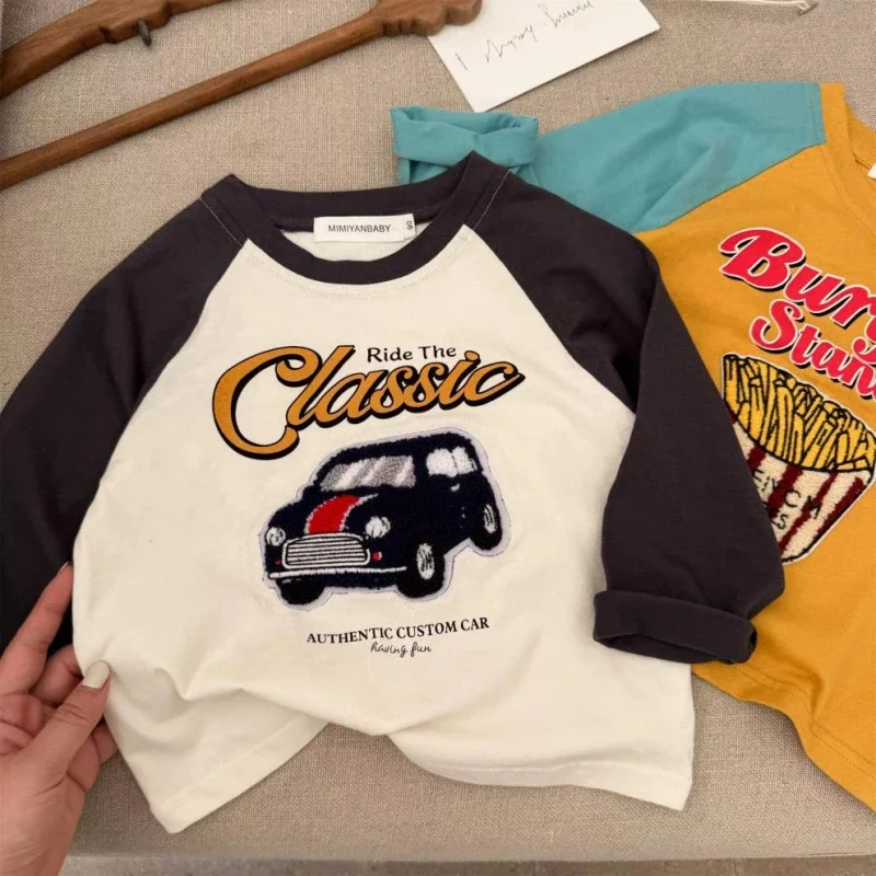 LittleRetro – Cool & trendy – Kinder-Langarmshirt mit grafischem Aufdruck