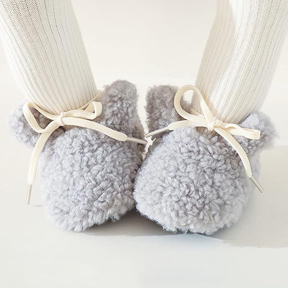 SnuggleBunny – Warm & Sicher – Rutschfeste Hasen-Hausschuhe