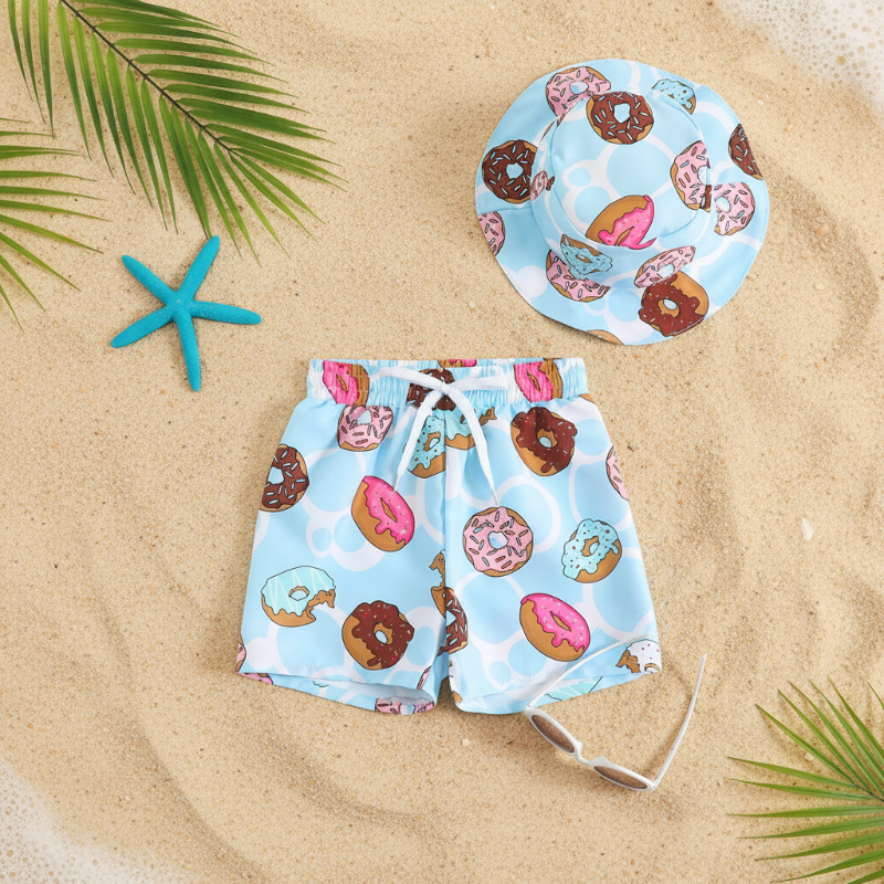 Beach Set – Farbenfroh & stilvoll – Badehose mit Aufdruck & Hut