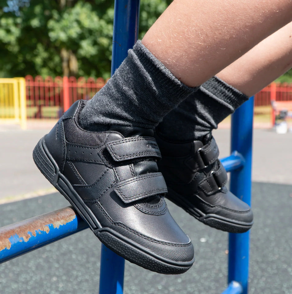 MonoWalk – Leicht und strapazierfähig - Sneakers aus Leder mit Klettverschluss