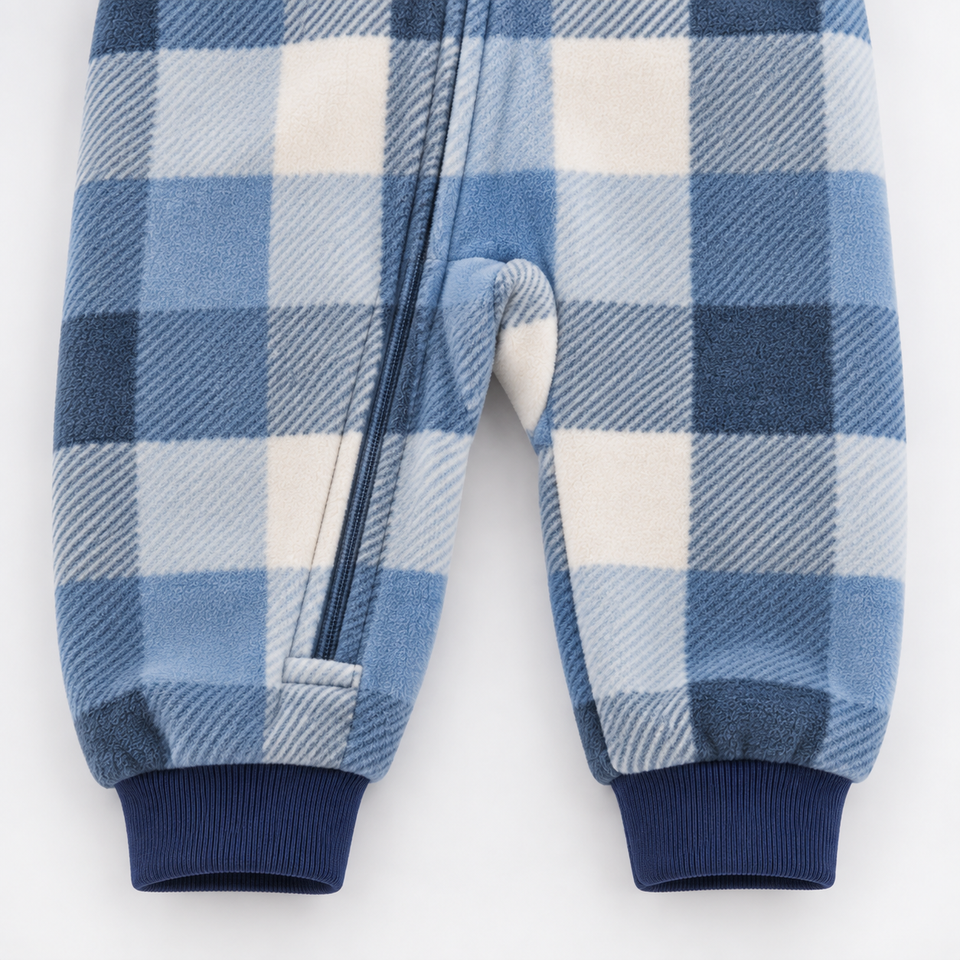 WarmBuddy – Süß & weich – Baby-Strampler aus Fleece mit Cartoon-Aufdruck