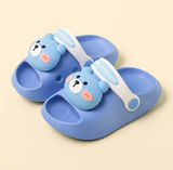 Mini Fashion – Fröhlich & sicher – Polka-Strandpantoffeln