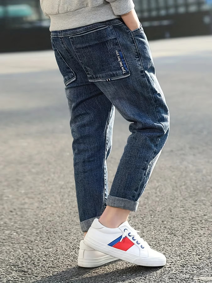UrbanJeans – Lässig & trendy – Slim Fit Jeanshose für Jungen