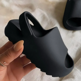 SunnySteps Kids – Komfort und Freiheit – Kinder-Sandalen-Hausschuhe