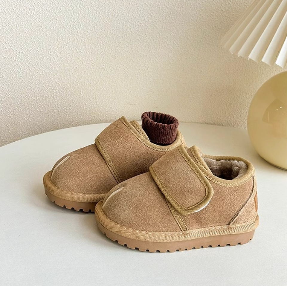 CozyStep Kids – Warm & Selbstständig – Djamena Klettverschlussschuhe