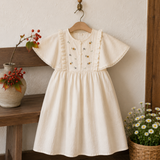 Sleeveless Dress – Elegant & bequem – Kleid mit Spitzenkragen