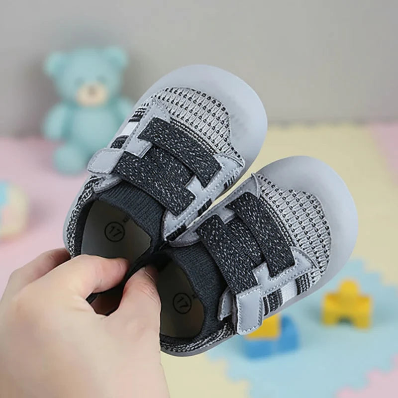 TinyRunner – Sportlich & atmungsaktiv - Mesh-Babyschuhe mit weicher Sohle