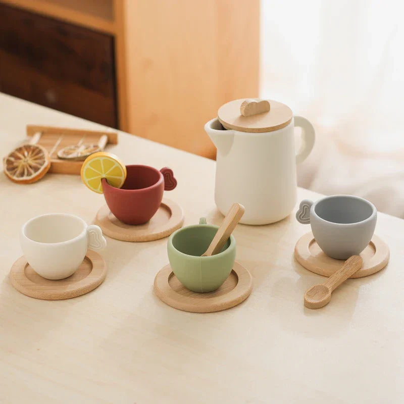 Woods – Lustig & Interaktiv – Teeservice aus Holz für Kinder