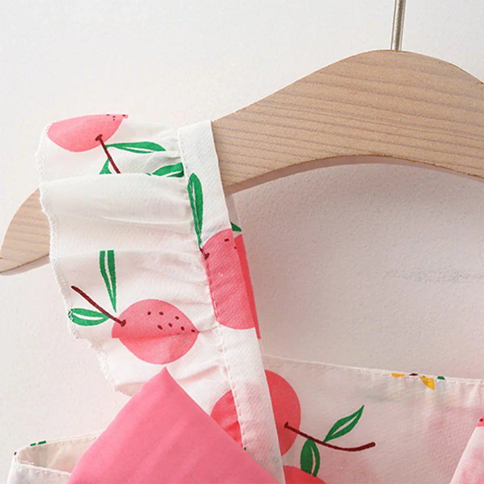 Mini Fashion™ – Süß & sommerlich – Fruchtkleid (enthält GRATIS Strohhut)