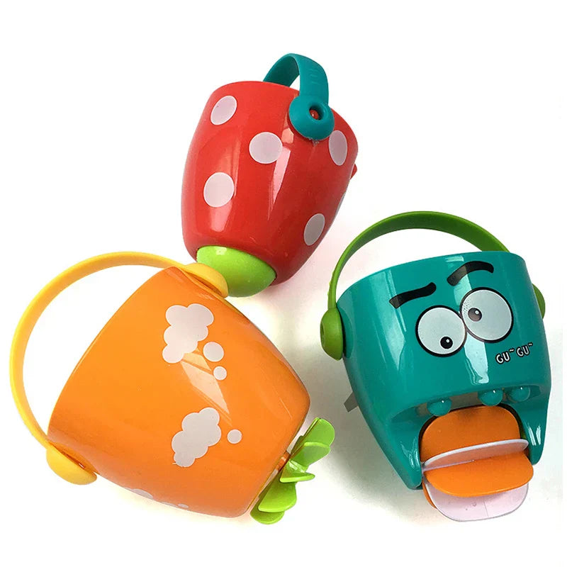 BathCups – Praktisch & Lustig – Gießbecher Badespielzeug