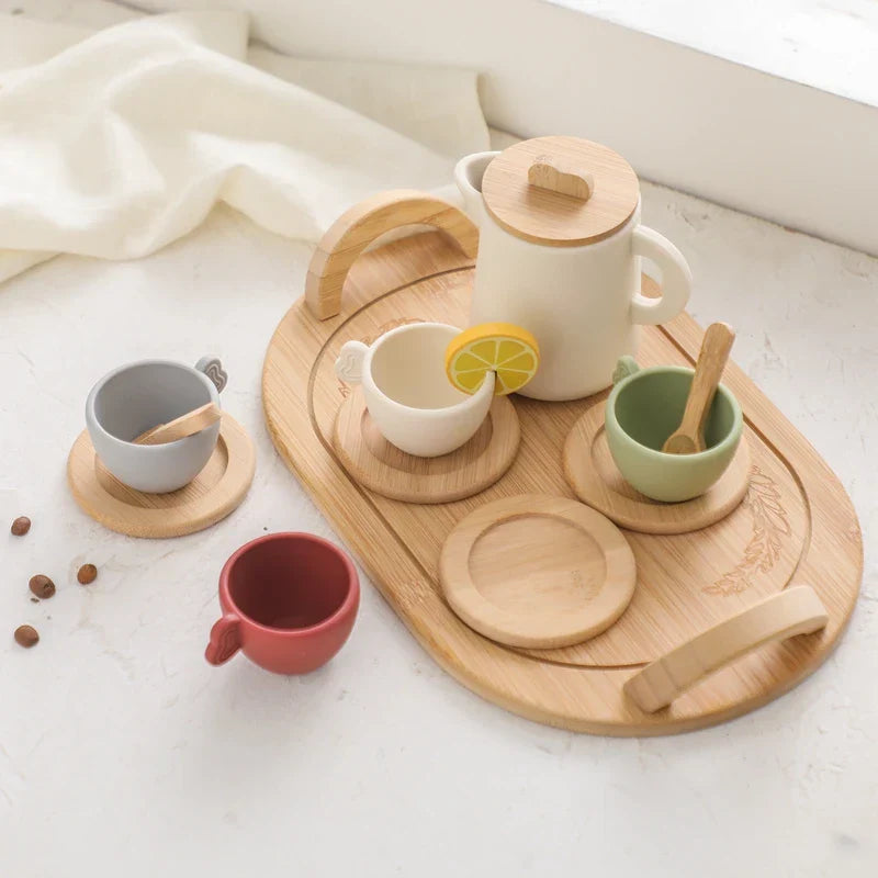 Woods – Lustig & Interaktiv – Teeservice aus Holz für Kinder
