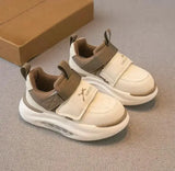 KidStride – Trendy & Funktional – Sneakers mit Klettverschluss