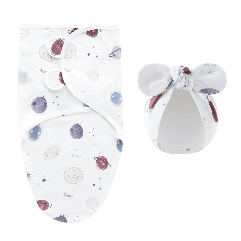 DreamNest – Ruhe & Komfort – Luxuriöses Wickeltuch mit Mütze