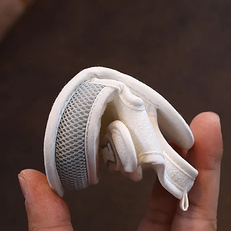 TinySteps – Atmungsaktiv & leicht – Sommersandalen für Babys mit rutschfester Sohle