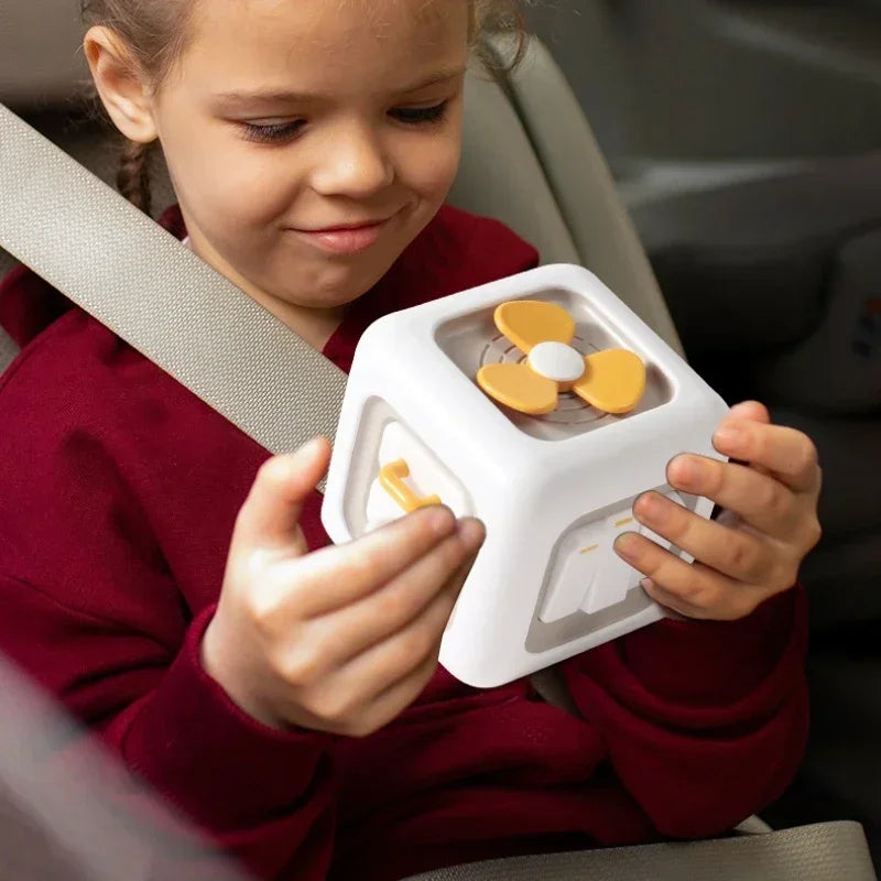 Skill Box™ – Fühlen & Zappeln – Sinneswürfel Spielzeug