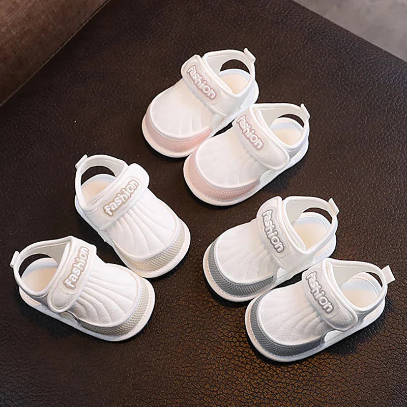 TinySteps – Atmungsaktiv & leicht – Sommersandalen für Babys mit rutschfester Sohle